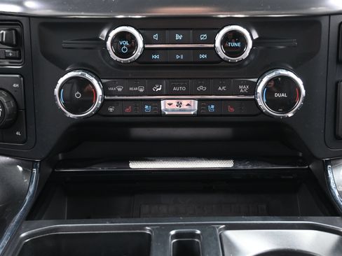 Used 2022 Ford F150 Lariat w/ Equipment Group 502A High AWD/4WD image 38