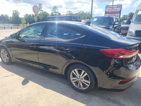 Used 2017 Hyundai Elantra SE FWD image 67