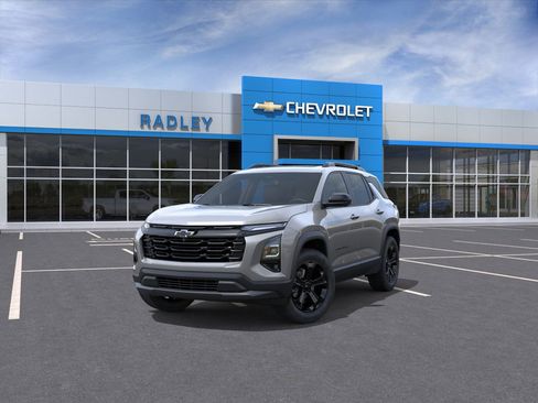 New 2026 Chevrolet Equinox LT image 8