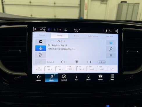 New 2026 Chrysler Pacifica Select AWD/4WD image 14