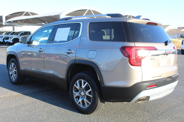 Used 2022 GMC Acadia SLT w/ Preferred Package FWD image 7