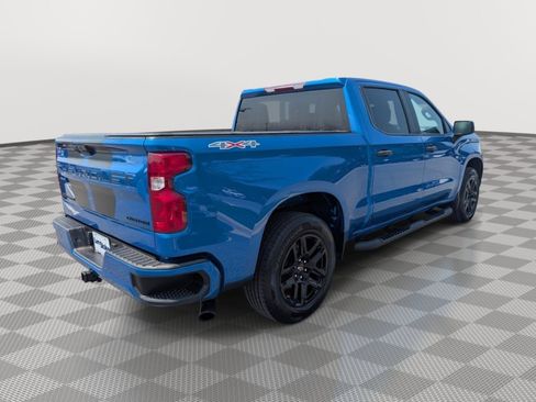 Used 2023 Chevrolet Silverado 1500 Custom w/ Rally Edition AWD/4WD image 5