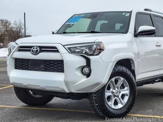 Used 2020 Toyota 4Runner SR5 video 2