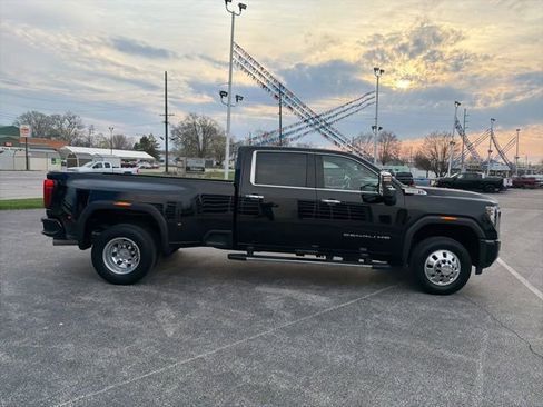 Used 2024 GMC Sierra 3500 Denali w/ Denali Reserve Package image 21