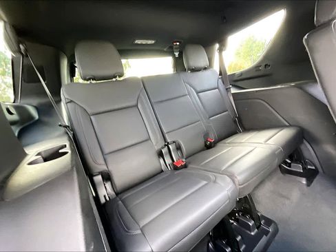 Used 2022 Chevrolet Tahoe LT w/ Luxury Package image 28