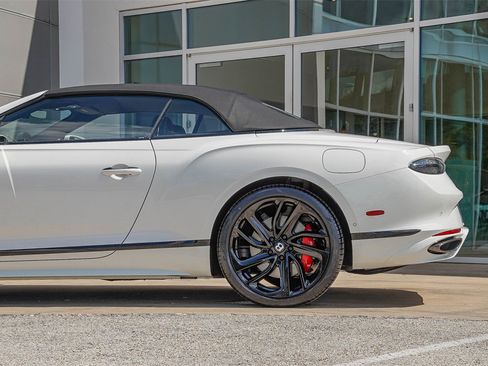 New 2025 Bentley Continental GT Speed image 16