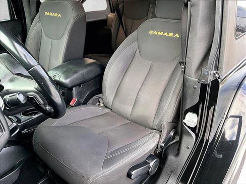 Used 2015 Jeep Wrangler Sahara w/ Connectivity Group image 25