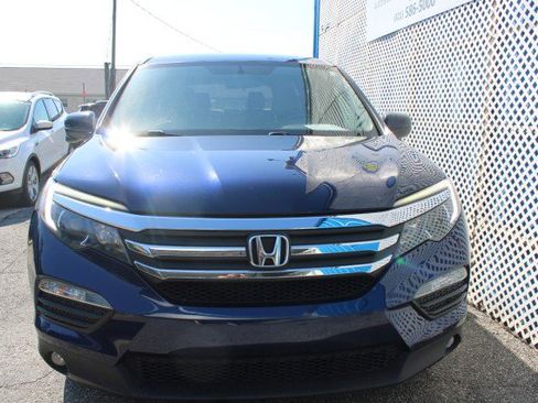 Used 2018 Honda Pilot EX image 3