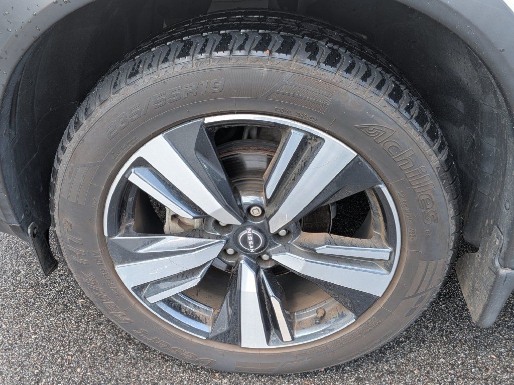 Used 2022 Nissan Rogue S AWD/4WD image 5