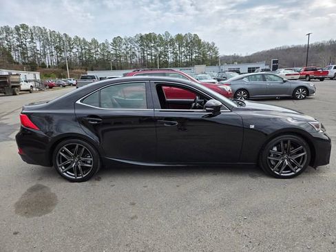 Used 2020 Lexus IS 300 F Sport w/ F Sport Package RWD image 8