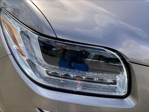 Used 2018 Lincoln Navigator L Reserve w/ Technology Package AWD/4WD image 27