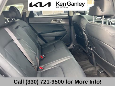 Certified 2024 Kia Sportage EX image 53