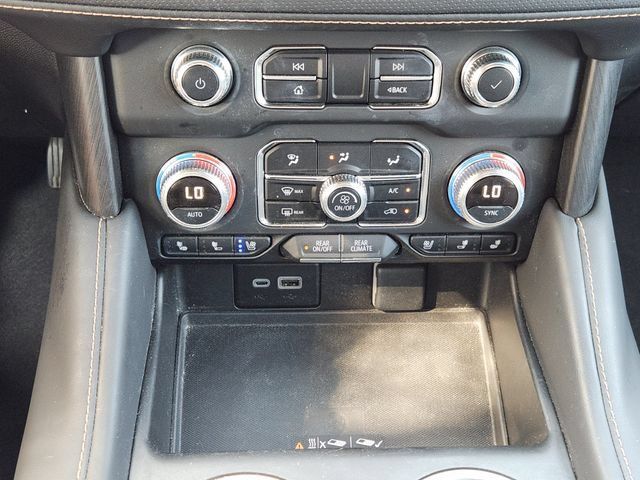 Used 2024 GMC Yukon AT4 w/ AT4 Premium Plus Package AWD/4WD image 19