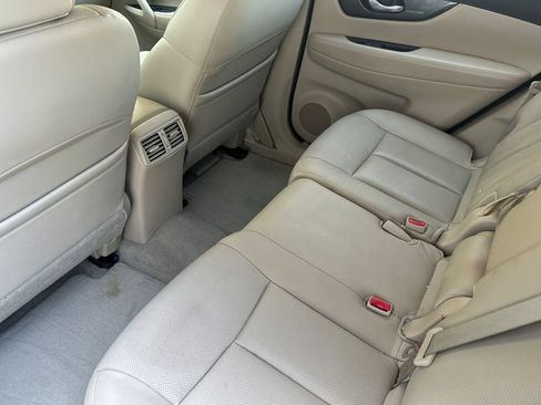 Used 2014 Nissan Rogue SL AWD/4WD image 12