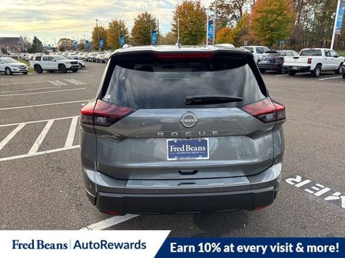 New 2026 Nissan Rogue SV w/ SV Premium Package image 6