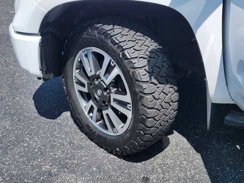 Used 2020 Toyota Tundra SR5 w/ TRD Sport Package AWD/4WD image 32