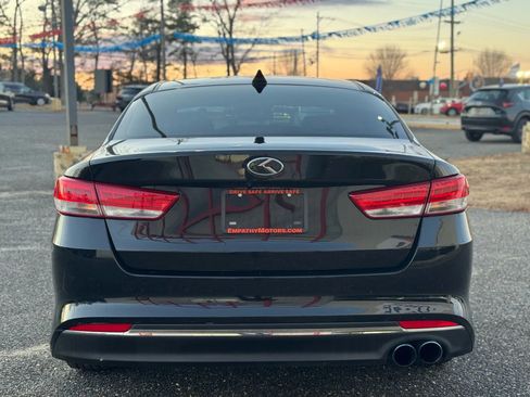 Used 2016 Kia Optima EX image 4