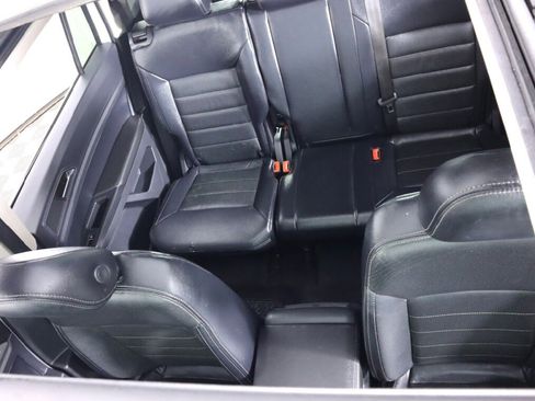 Used 2018 Volkswagen Atlas Launch Edition image 27