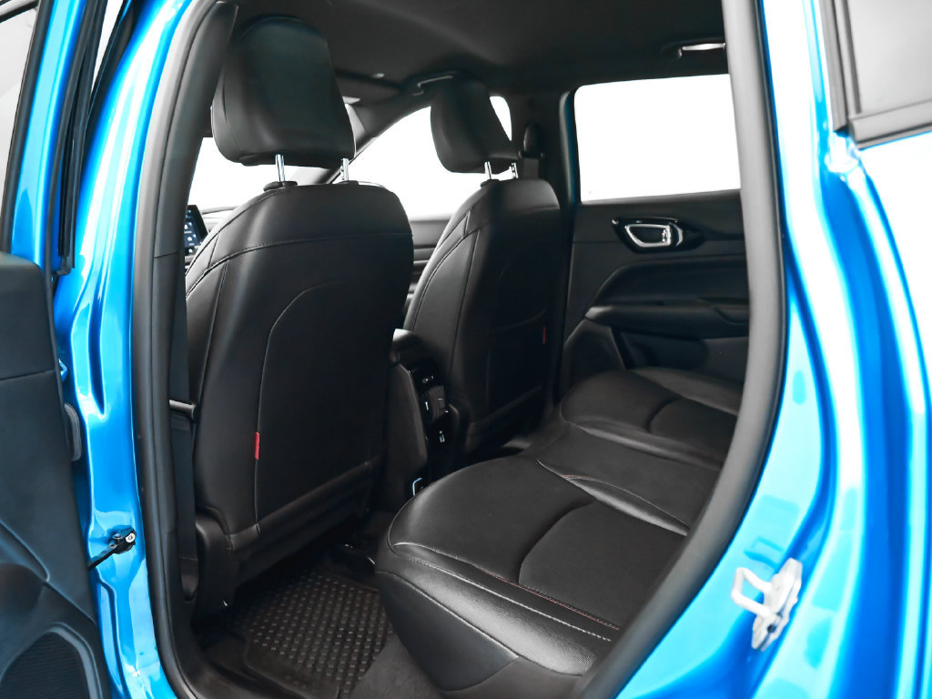 Used 2026 Jeep Compass Trailhawk AWD/4WD image 34
