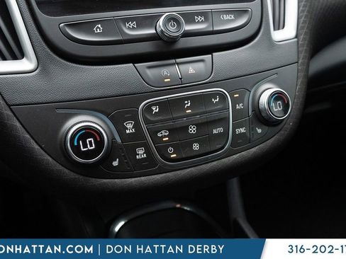 Used 2023 Chevrolet Malibu LT image 10