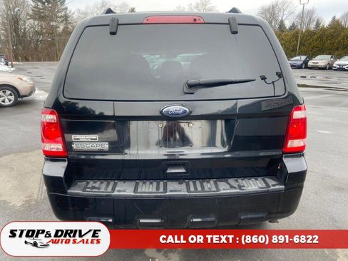 Used 2010 Ford Escape XLT image 4
