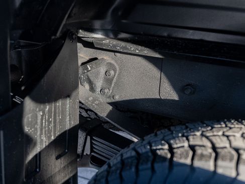 Used 2006 Chevrolet Silverado 3500 LT w/ Heavy-Duty Power Package image 14