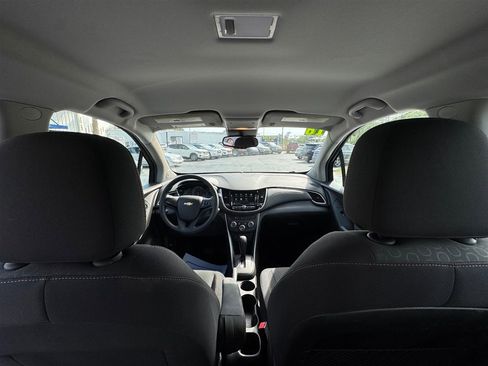 Used 2018 Chevrolet Trax LS FWD image 21