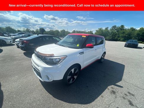 Used 2017 Kia Soul + w/ Designer's Package FWD image 18