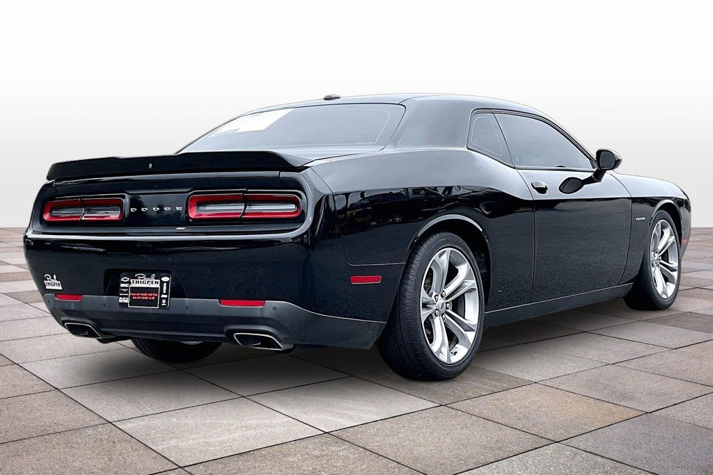 Used 2022 Dodge Challenger R/T RWD image 13