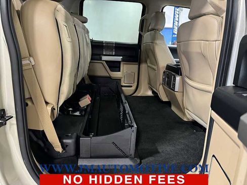 Used 2017 Ford F250 Lariat w/ Chrome Package image 18