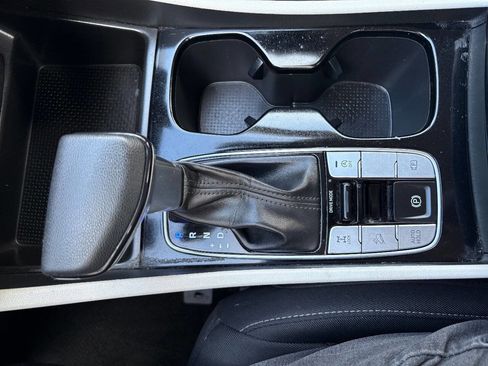 Used 2022 Hyundai Tucson SE w/ Cargo Package image 22