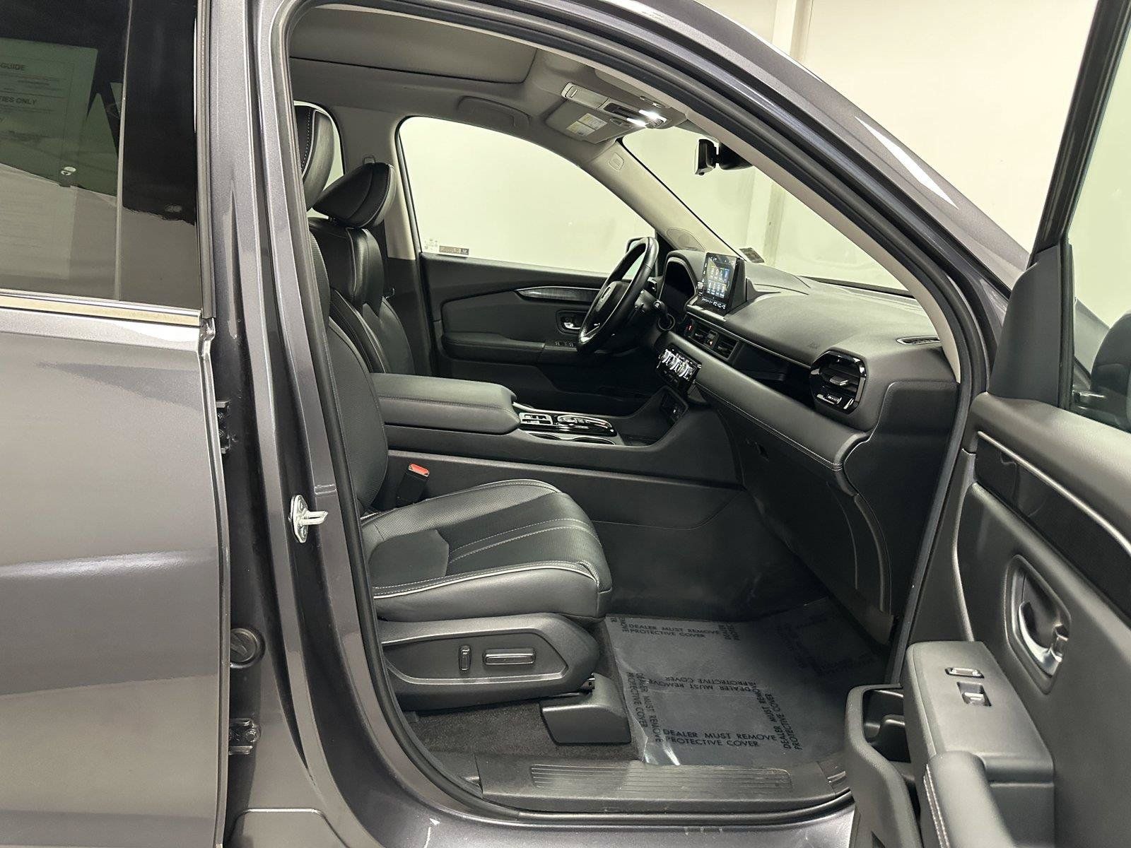 Certified 2024 Honda Pilot Elite image 39