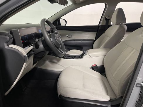 Certified 2025 Hyundai Tucson SEL FWD image 12
