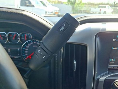 Used 2019 GMC Sierra 1500 SLE w/ SLE Value Package AWD/4WD image 14
