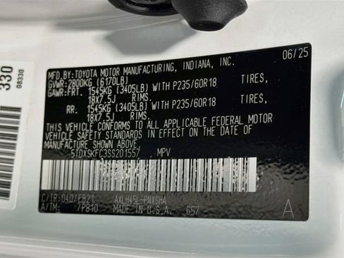 Certified 2025 Toyota Sienna XSE AWD/4WD image 27