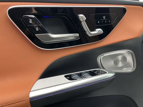 Certified 2025 Mercedes-Benz GLC 300 4MATIC image 14