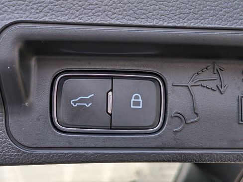 Certified 2023 Ford Explorer Limited w/ Equipment Group 301A image 15