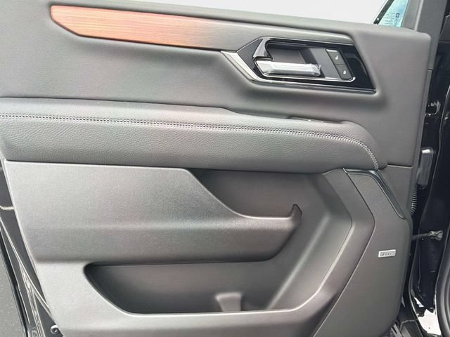 New 2026 GMC Yukon XL Denali w/ Sun & Power Step Package AWD/4WD image 11