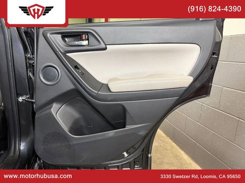 Used 2017 Subaru Forester 2.5i Limited image 50