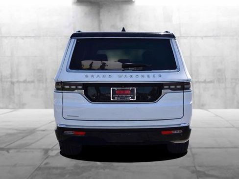 Used 2023 Jeep Grand Wagoneer 4WD image 6