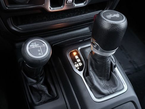 Used 2023 Jeep Wrangler Sport S image 18