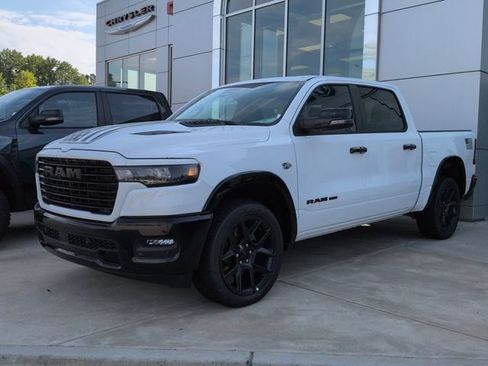 New 2026 RAM 1500 Laramie AWD/4WD image 5