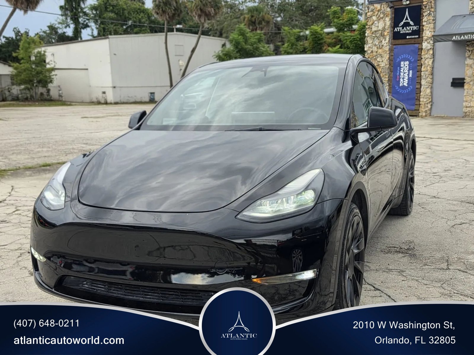 Used 2023 Tesla Model Y AWD image 1