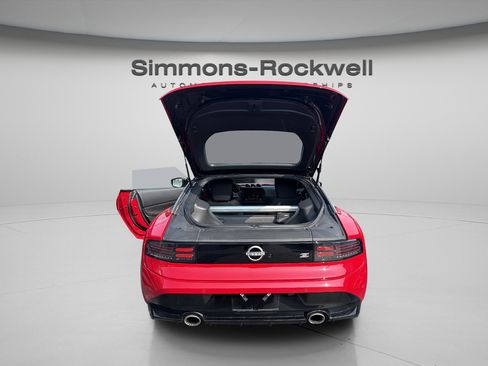 Used 2025 Nissan Z Sport w/ Floor Mat Package RWD image 7