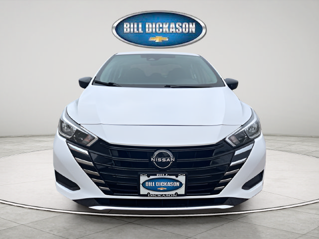 Used 2023 Nissan Versa S FWD image 2