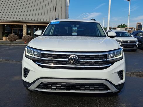 Used 2023 Volkswagen Atlas SE AWD/4WD image 2