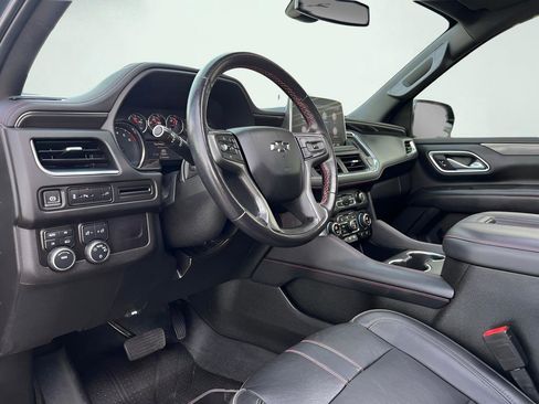 Used 2021 Chevrolet Suburban RST image 2