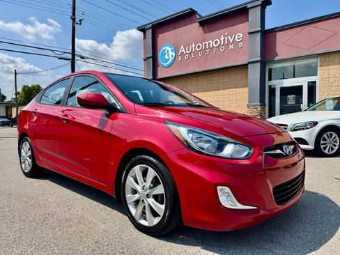 Used 2013 Hyundai Accent GLS w/ Premium Pkg image 1