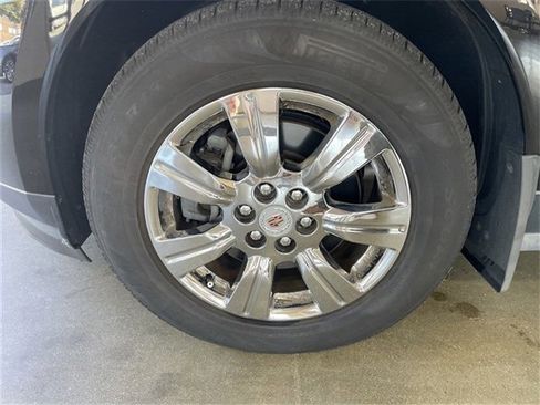 Used 2015 Cadillac SRX Luxury w/ Driver Awareness Package image 8