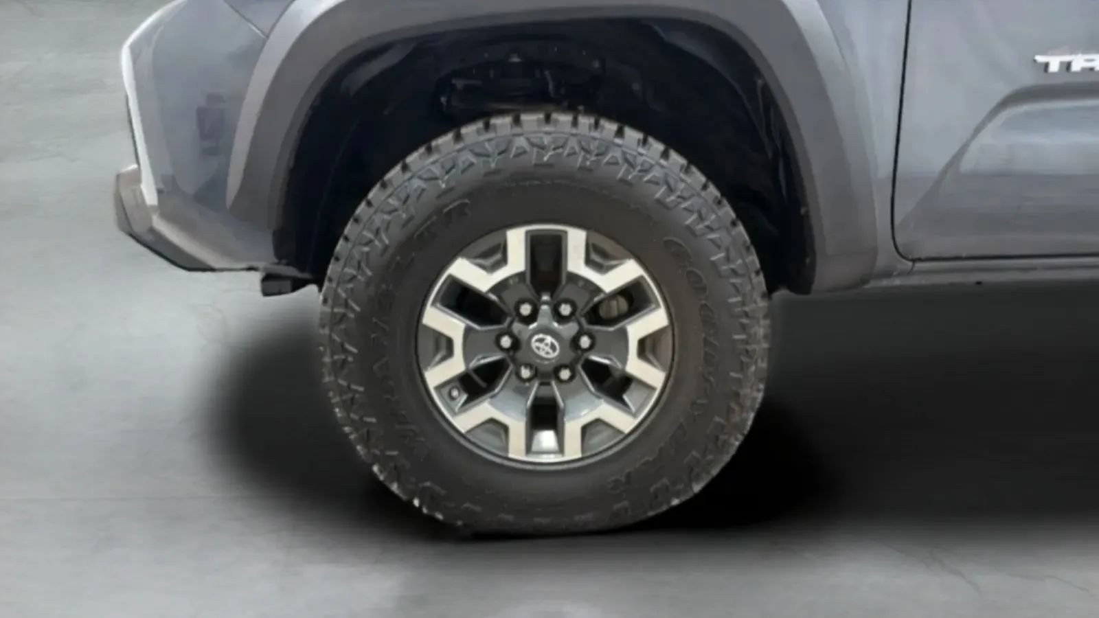 Used 2016 Toyota Tacoma TRD Off-Road w/ Towing Package RWD image 29